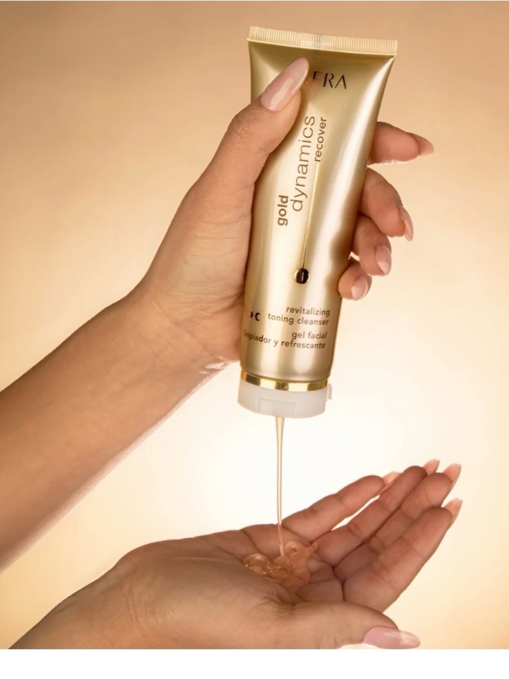Gold Dynamics Revitalizing Toning Cleanser - Gold